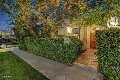 2550 E Denton Lane, Phoenix, AZ 85016 - Photo 5