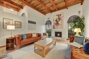 2550 E Denton Ln, Phoenix, AZ 85016 - Photo 9