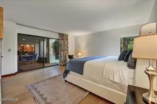 2550 E Denton Ln, Phoenix, AZ 85016 - Photo 17