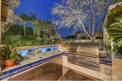 2550 E Denton Lane, Phoenix, AZ 85016 - Photo 7