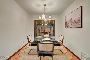 2550 E Denton Ln, Phoenix, AZ 85016 - Photo 29