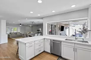 1867 E Oxford Dr, Tempe, AZ 85283 - Photo 13