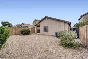 42586 W Sunland Dr, Maricopa, AZ 85138 - Photo 29