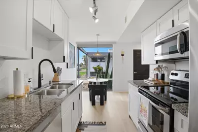 4646 N 11th Avenue #110, Phoenix, AZ 85013 - Photo 9