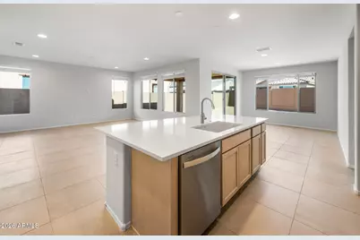 6377 W Eagle Way, Florence, AZ 85132 - Photo 13
