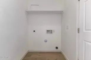 11415 N 58th Dr, Glendale, AZ 85304 - Photo 17