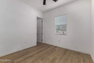 11415 N 58th Dr, Glendale, AZ 85304 - Photo 21