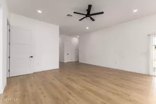 11415 N 58th Dr, Glendale, AZ 85304 - Photo 37