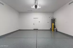 11415 N 58th Dr, Glendale, AZ 85304 - Photo 9