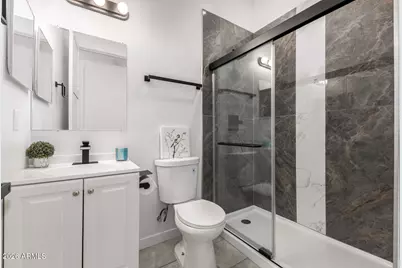 11415 N 58th Drive, Glendale, AZ 85304 - Photo 9