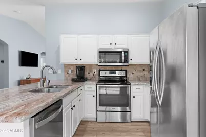 5091 S Peachwood Drive, Gilbert, AZ 85298 - Photo 11