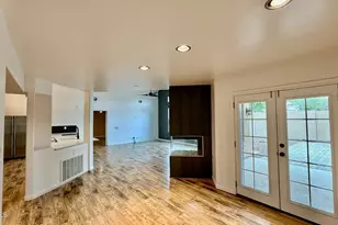 8101 N 13th Pl, Phoenix, AZ 85020 - Photo 11