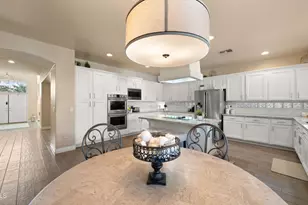 1390 E Horseshoe Dr, Chandler, AZ 85249 - Photo 15