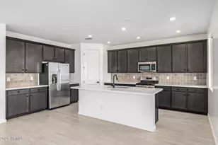 22392 W Monona Ln, Surprise, AZ 85387 - Photo 3