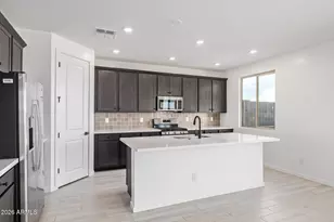 22392 W Monona Ln, Surprise, AZ 85387 - Photo 5