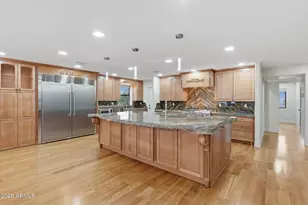 2221 E Vista Ave, Phoenix, AZ 85020 - Photo 9