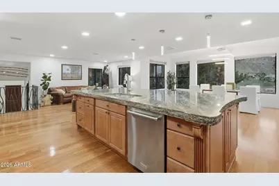 2221 E Vista Avenue, Phoenix, AZ 85020 - Photo 11