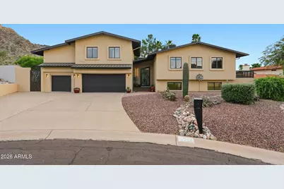 2221 E Vista Avenue, Phoenix, AZ 85020 - Photo 1