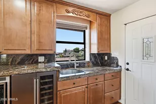 2221 E Vista Ave, Phoenix, AZ 85020 - Photo 11