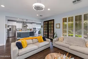 21711 N 39th Pl, Phoenix, AZ 85050 - Photo 3