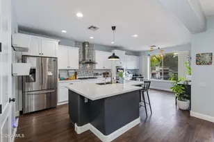 21711 N 39th Pl, Phoenix, AZ 85050 - Photo 1