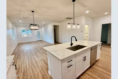 254 W Byrd Avenue, Coolidge, AZ 85128 - Photo 5