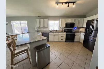 6803 W Caribbean Lane, Peoria, AZ 85381 - Photo 7