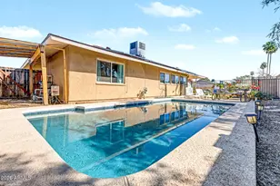 409 E Pegasus Dr, Tempe, AZ 85283 - Photo 17