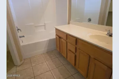 3212 E Kerry Lane, Phoenix, AZ 85050 - Photo 9