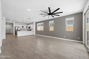 1627 W Estes, Phoenix, AZ 85041 - Photo 7