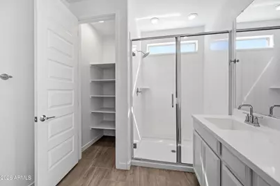 1627 W Estes, Phoenix, AZ 85041 - Photo 15