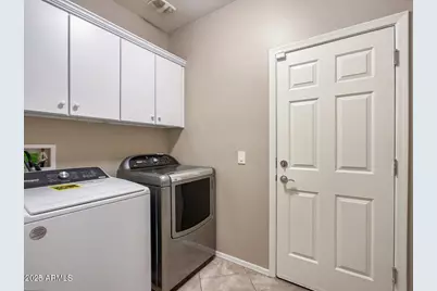 1958 W Busoni Place, Phoenix, AZ 85023 - Photo 23