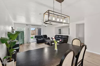 10830 W Louise Drive, Peoria, AZ 85373 - Photo 11