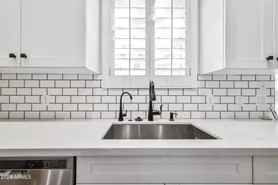 3030 N 38th Street #122, Phoenix, AZ 85018 - Photo 7