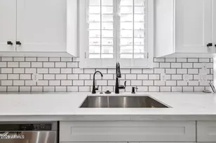 3030 N 38th St, Phoenix, AZ 85018 - Photo 7