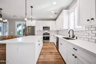 3030 N 38th St, Phoenix, AZ 85018 - Photo 1