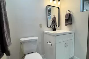 3826 W Flynn Ln, Phoenix, AZ 85019 - Photo 15