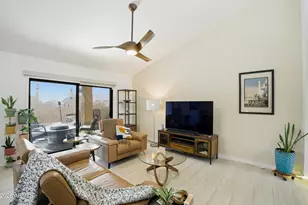 1015 E Becker Ln, Phoenix, AZ 85020 - Photo 3