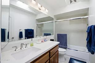 1015 E Becker Ln, Phoenix, AZ 85020 - Photo 21