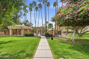 1015 E Becker Ln, Phoenix, AZ 85020 - Photo 29