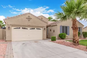 139 E Gail Dr, Gilbert, AZ 85296 - Photo 35