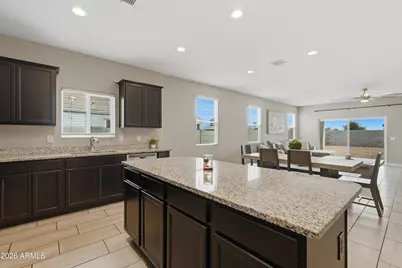 10513 S 51st Drive, Laveen, AZ 85339 - Photo 5