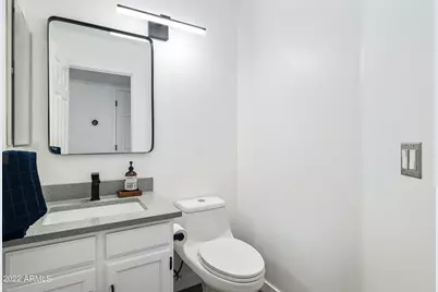 2846 E Redwood Lane, Phoenix, AZ 85048 - Photo 13