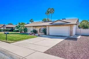 2443 W Crocus Dr, Phoenix, AZ 85023 - Photo 3