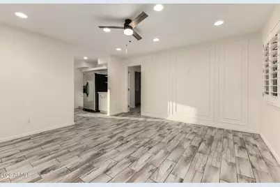 2602 N 71st Street, Scottsdale, AZ 85257 - Photo 3