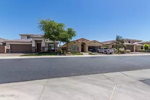 12024 W Louise Ct, Sun City, AZ 85373 - Photo 5