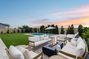 13953 W Mariposa Grande, Surprise, AZ 85387 - Photo 69