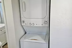 827 E Marlette Ave, Phoenix, AZ 85014 - Photo 13