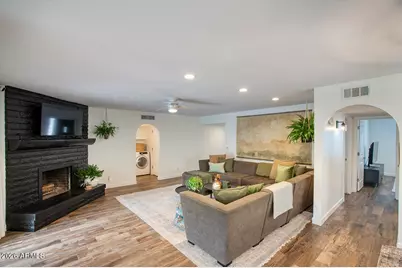 4378 E Pearce Road, Phoenix, AZ 85044 - Photo 5