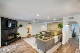 4378 E Pearce Rd, Phoenix, AZ 85044 - Photo 5